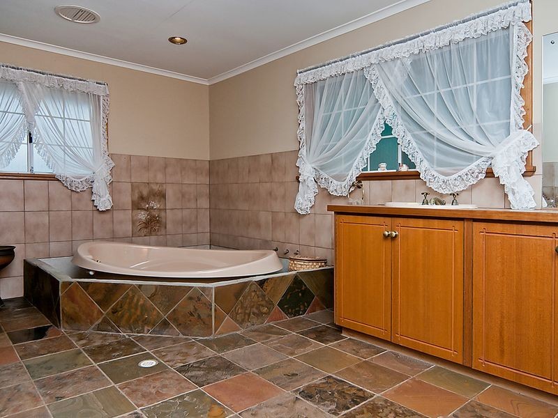 35 Farrow Road, Evanston SA 5116