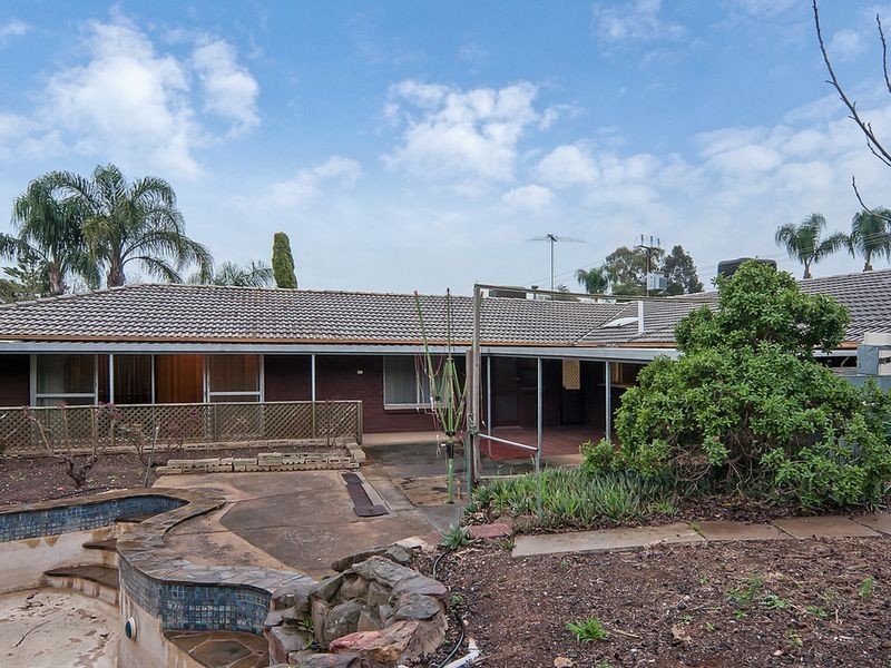 4 View Crescent, Evanston Park SA 5116