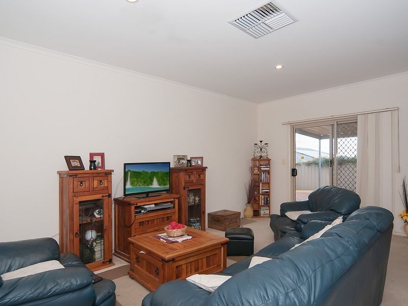 5 Netherby Avenue, Evanston Park SA 5116