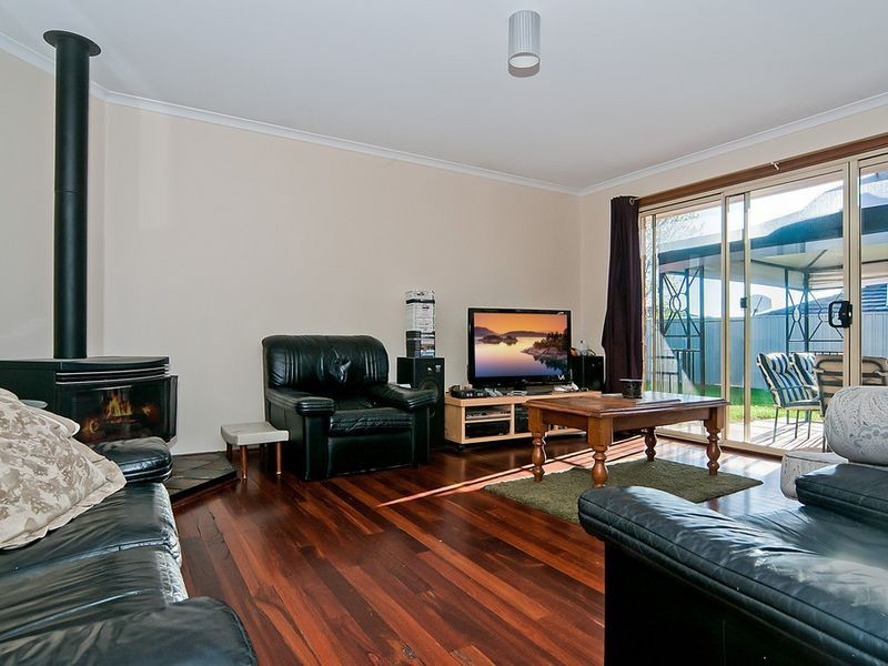 10 Toner Crescent, Evanston Park SA 5116