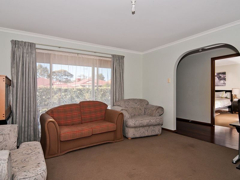 10 Toner Crescent, Evanston Park SA 5116