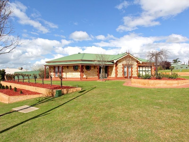 12 Kingfisher Drive, Hewett SA 5118