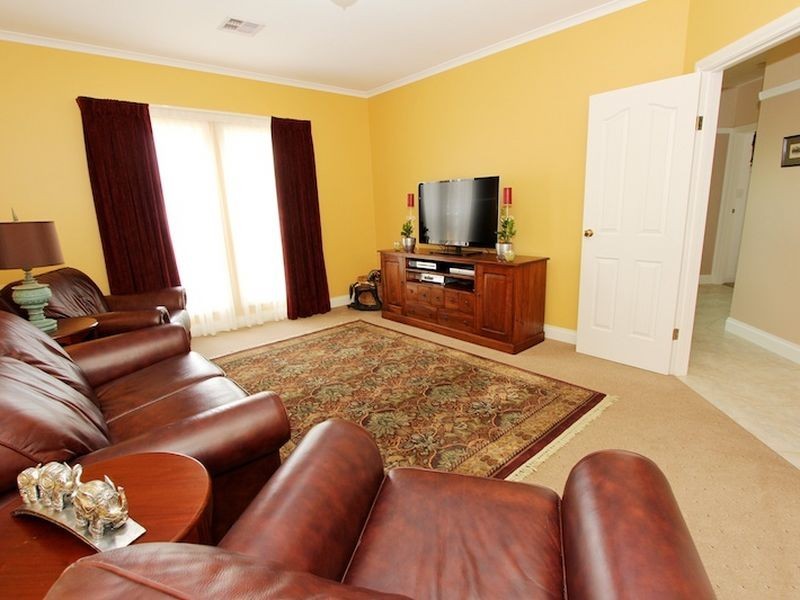 12 Kingfisher Drive, Hewett SA 5118