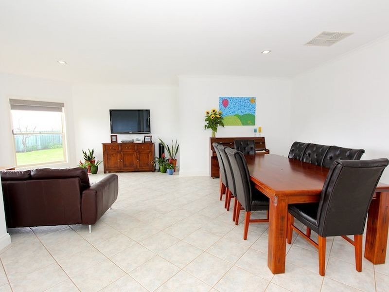 12 Kingfisher Drive, Hewett SA 5118