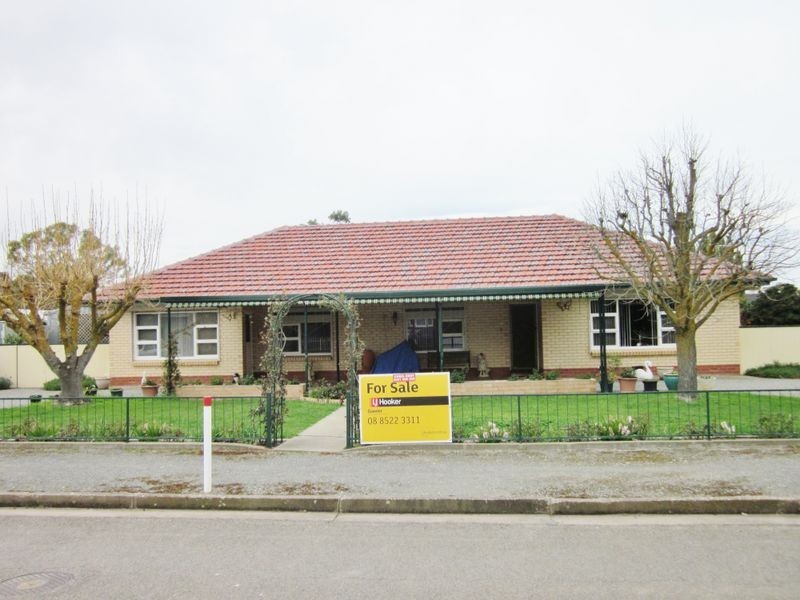 4 Swinden Street, Riverton SA 5412