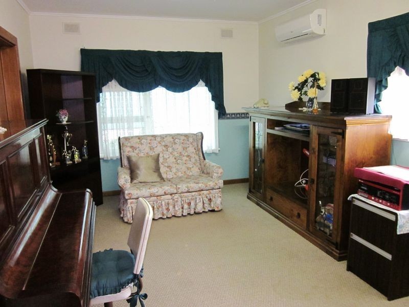 4 Swinden Street, Riverton SA 5412