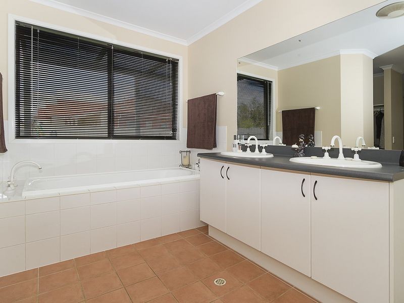 9 Harradine Court, Angle Vale SA 5117