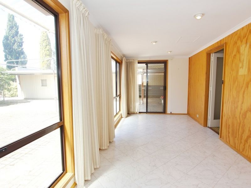 2 Parkers Court, Willaston SA 5118