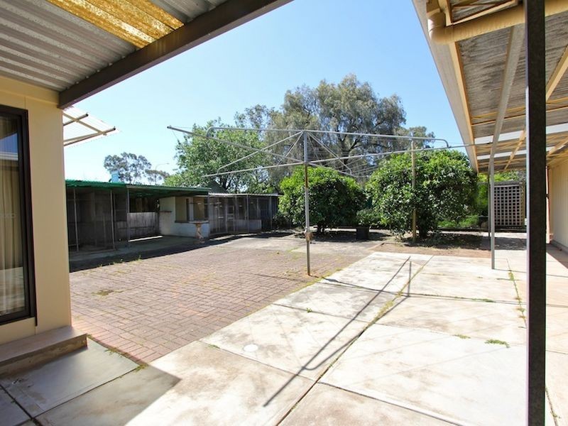 2 Parkers Court, Willaston SA 5118