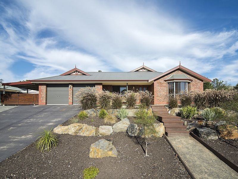19 Gosling Court, Williamstown SA 5351