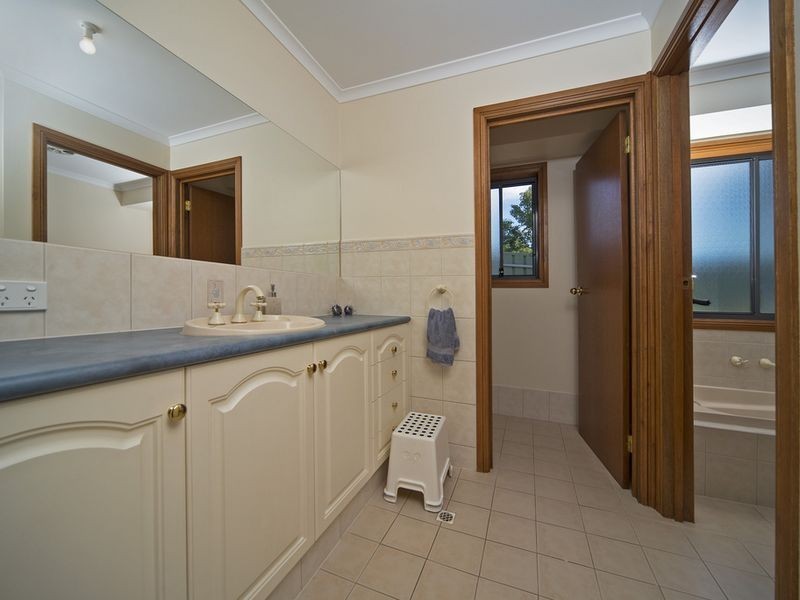 19 Gosling Court, Williamstown SA 5351