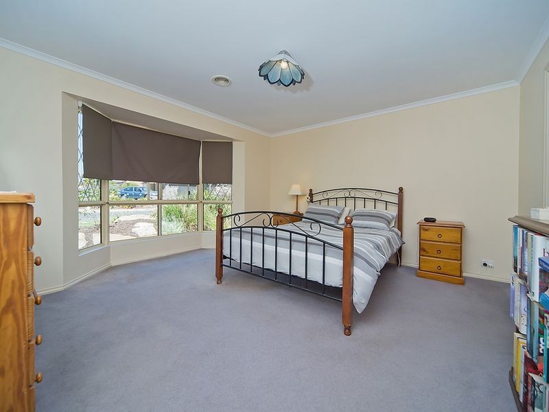 6 Angas Avenue, Evanston Park SA 5116