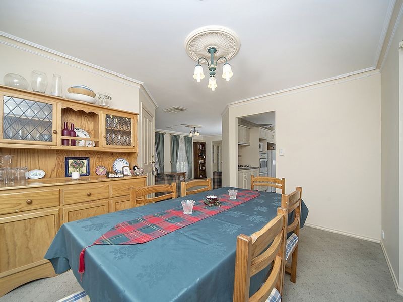 6 Angas Avenue, Evanston Park SA 5116