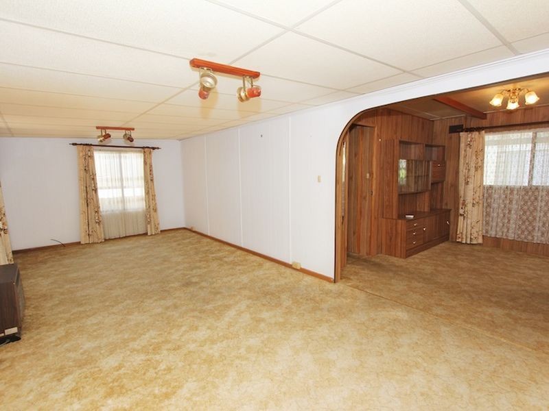 106 The Boulevard, Hillier SA 5116