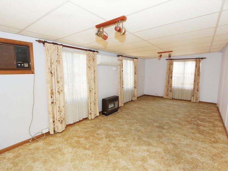 106 The Boulevard, Hillier SA 5116