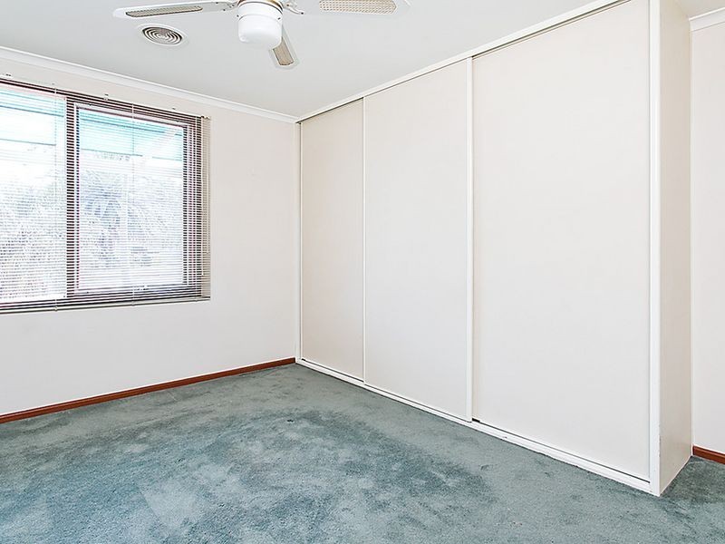 1 Chaddenwick Road, Elizabeth Vale SA 5112
