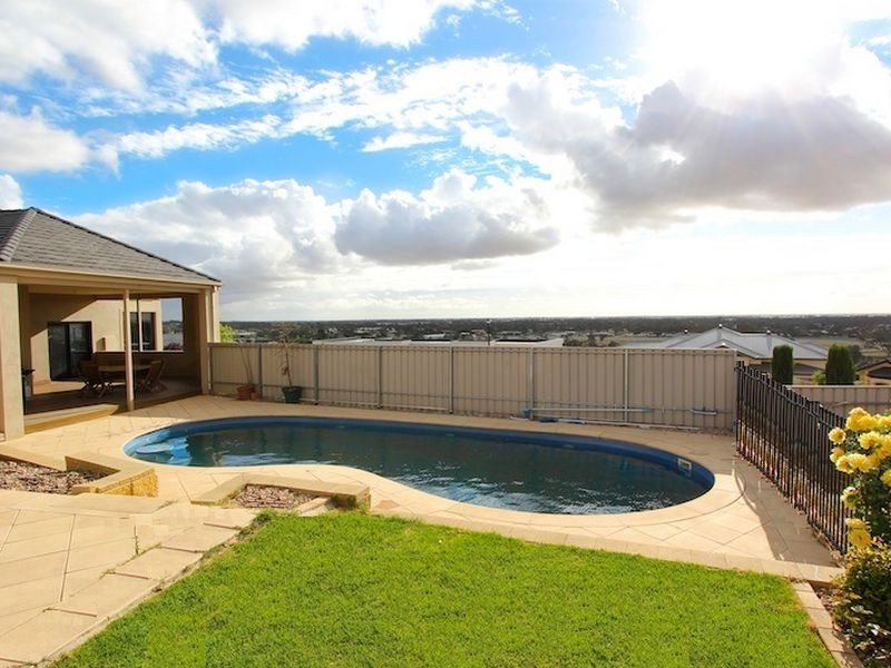 13 Snowy Court, Gawler South SA 5118
