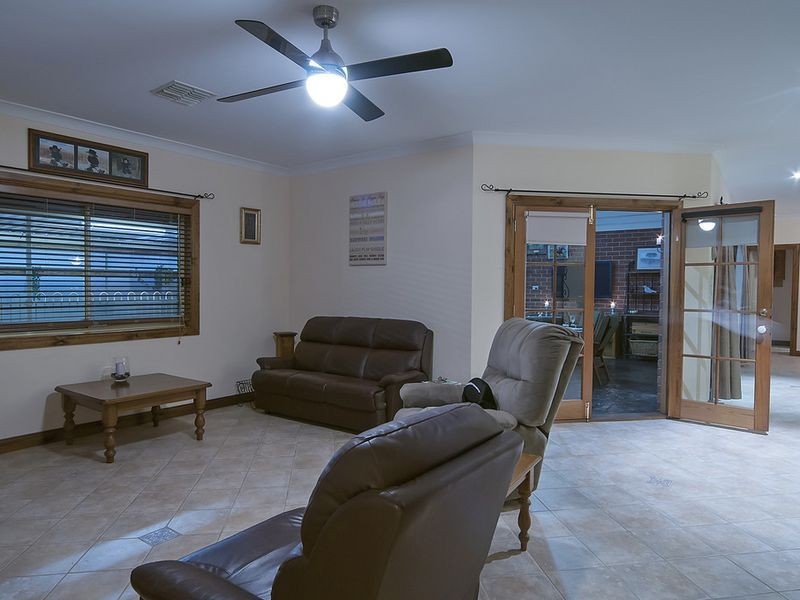 8 Ayling Street, Willaston SA 5118