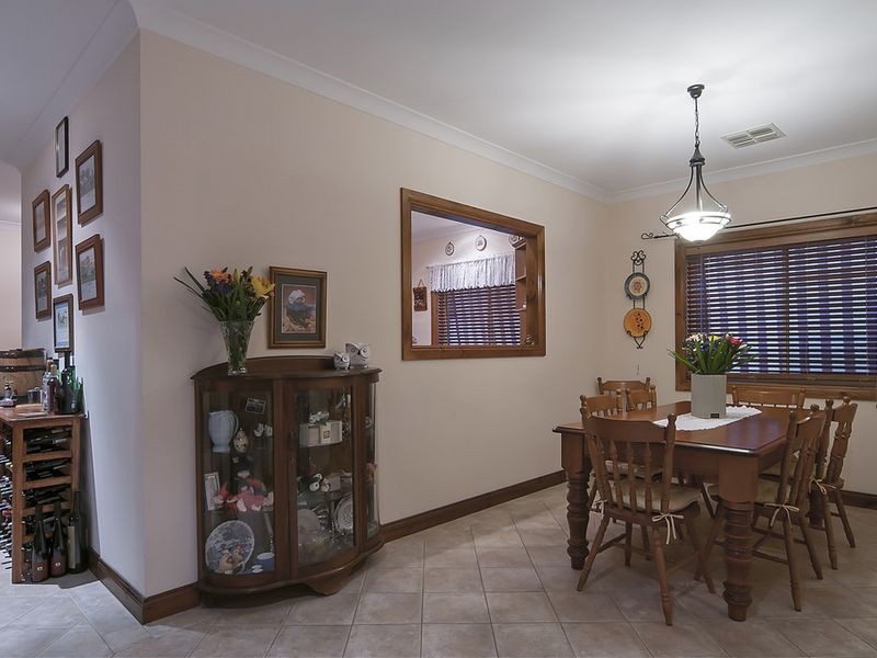 8 Ayling Street, Willaston SA 5118