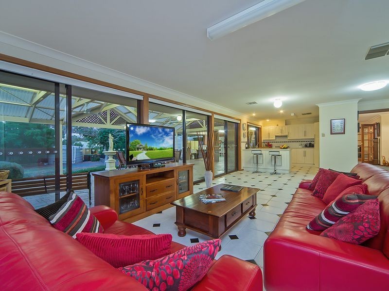 4 Stithians Drive, Gawler East SA 5118
