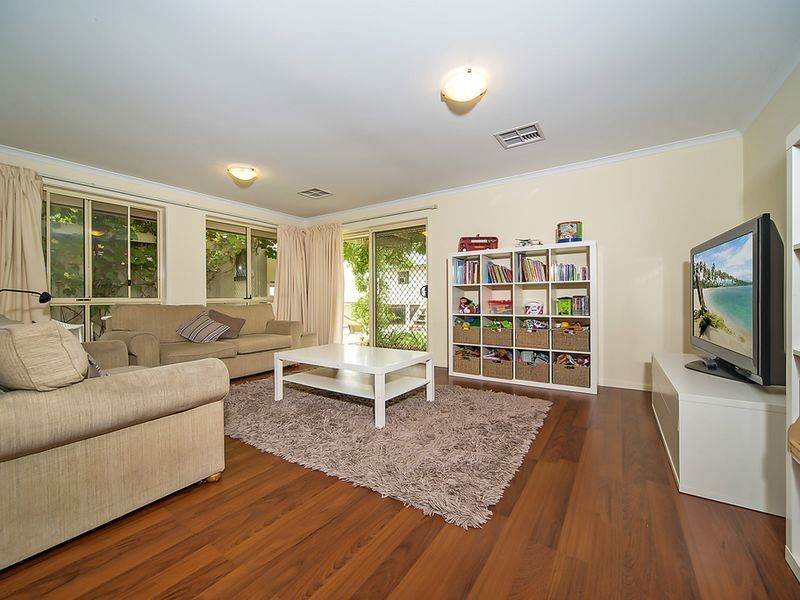 19 McGonigal Drive, Willaston SA 5118