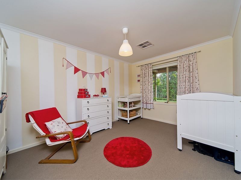 19 McGonigal Drive, Willaston SA 5118