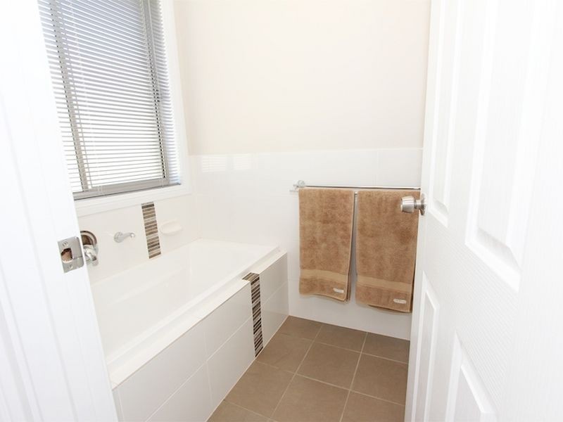 96 Kingfisher Drive, Hewett SA 5118