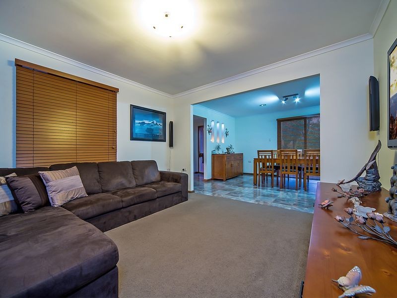 43 Eugene Crescent, Parafield Gardens SA 5107
