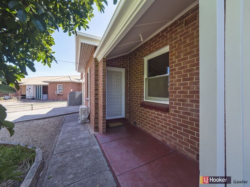 19 May Terrace, Evanston SA 5116