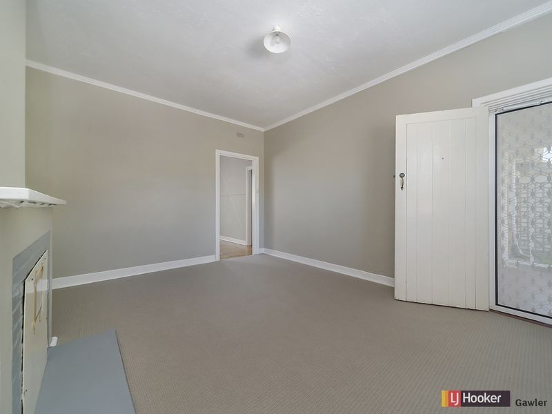 19 May Terrace, Evanston SA 5116