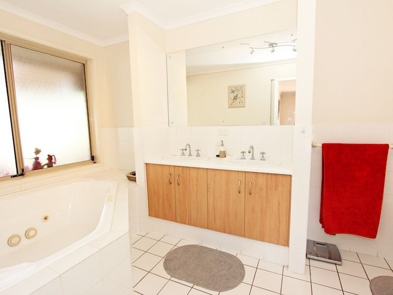 15 Oaklands Circuit, Hewett SA 5118