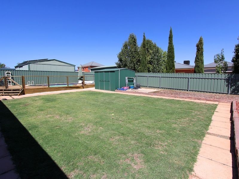 15 Oaklands Circuit, Hewett SA 5118
