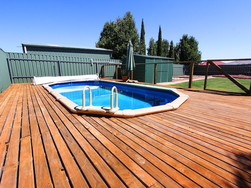 15 Oaklands Circuit, Hewett SA 5118