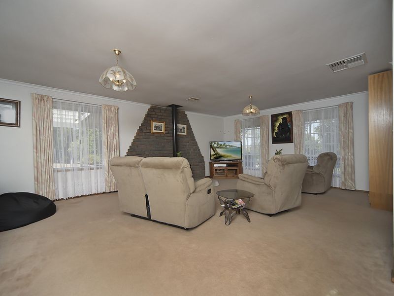 71 Davies Road, Cockatoo Valley SA 5351