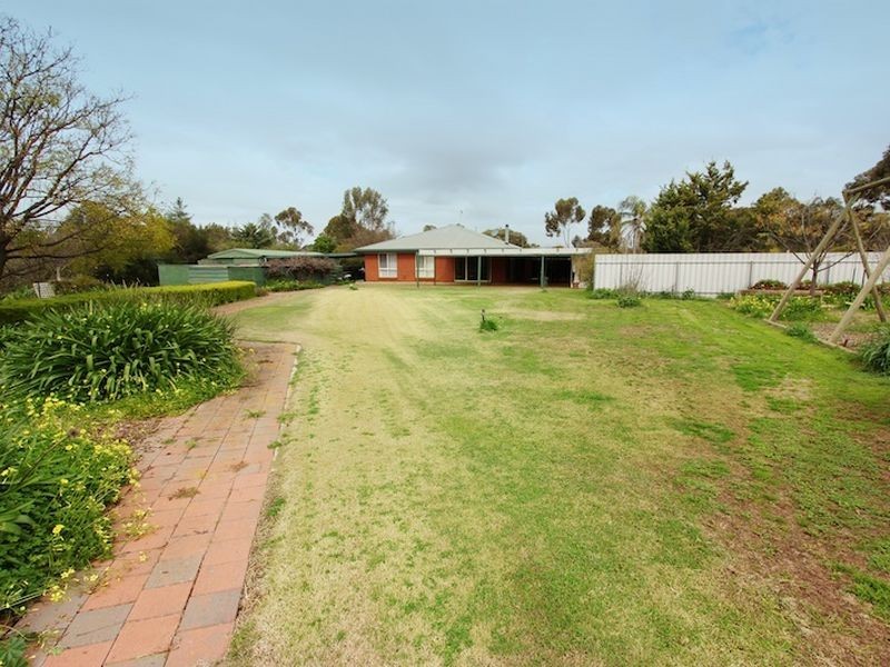 1 Geoffrey Street, Lewiston SA 5501