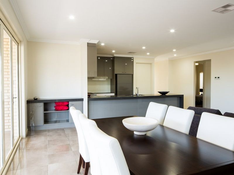 6 Issacs Way, Evanston South SA 5116