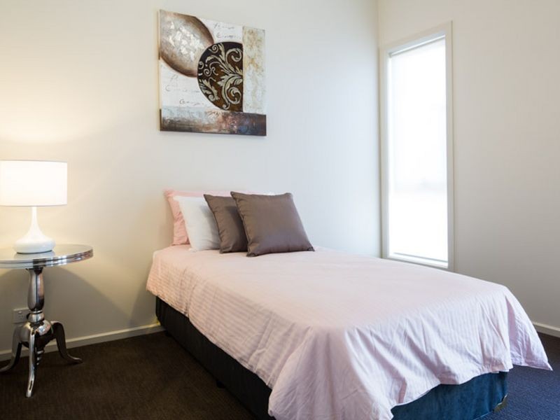 6 Issacs Way, Evanston South SA 5116