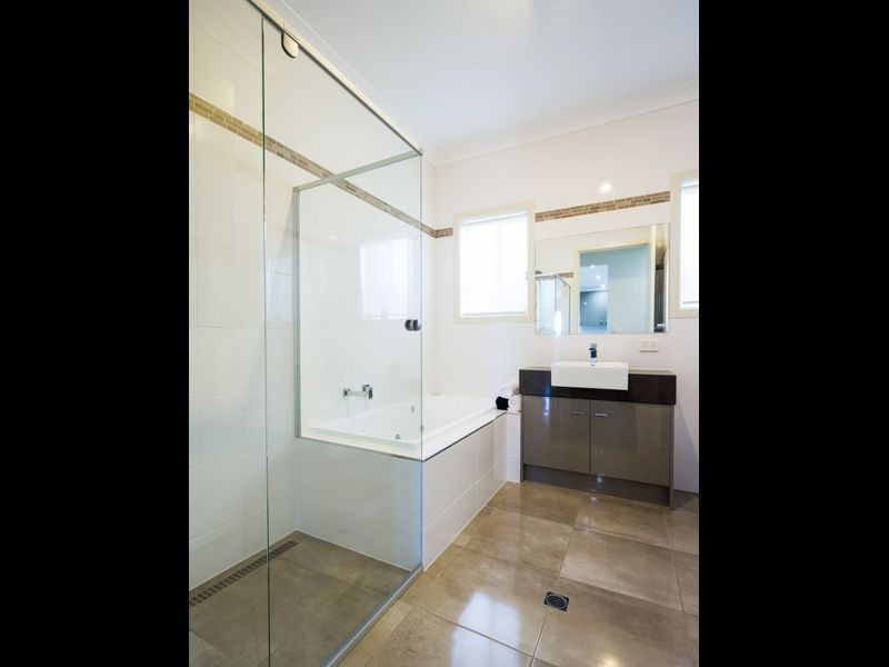 6 Issacs Way, Evanston South SA 5116