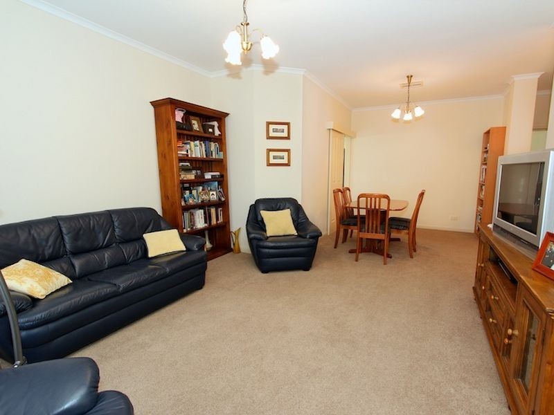 4 Petrel Court, Hewett SA 5118