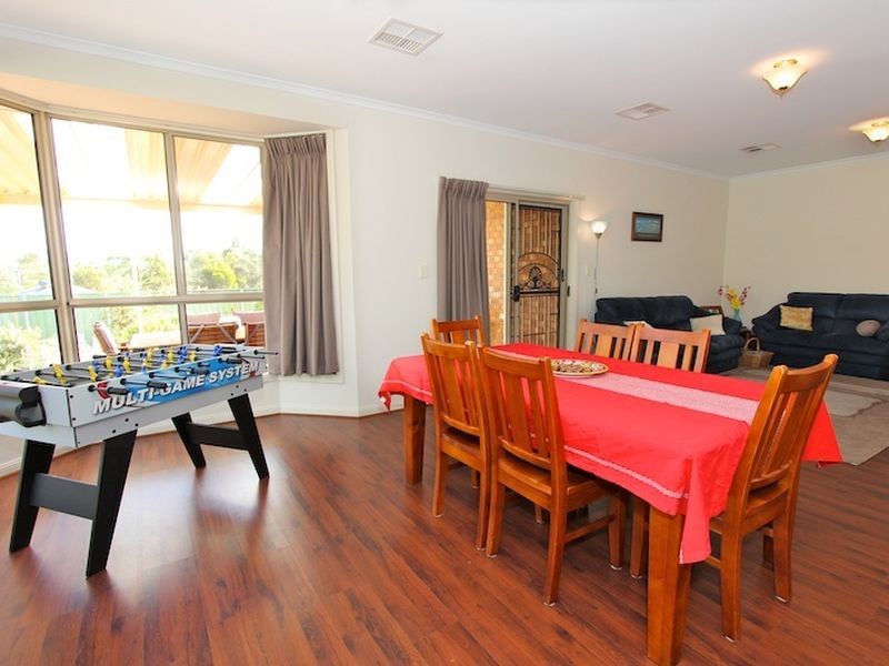 4 Petrel Court, Hewett SA 5118