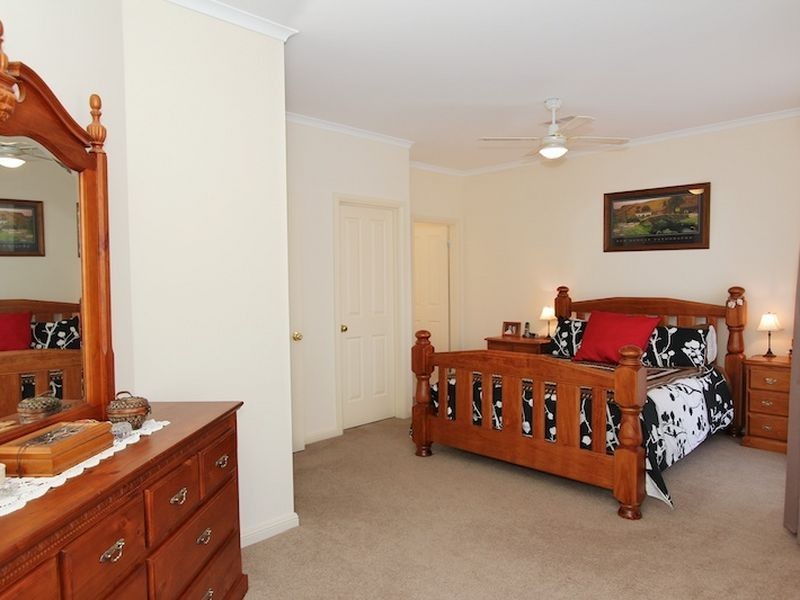 4 Petrel Court, Hewett SA 5118