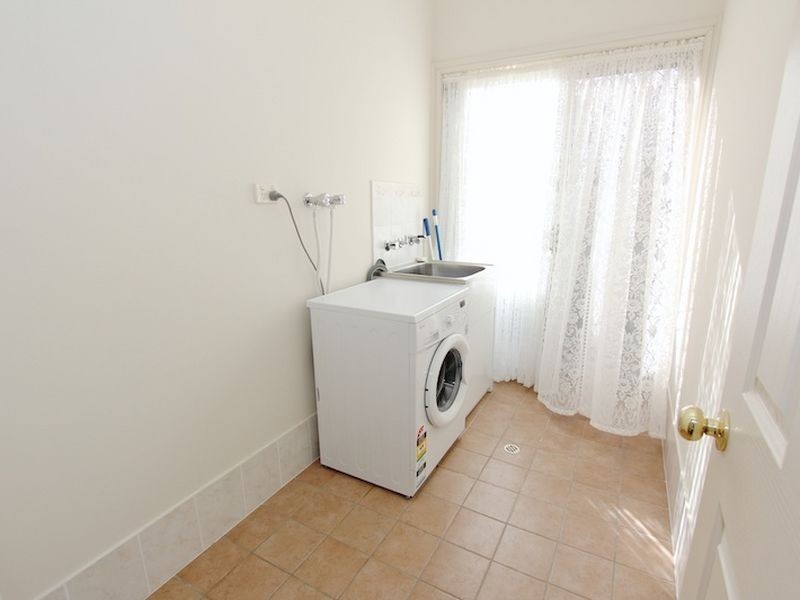 4 Petrel Court, Hewett SA 5118