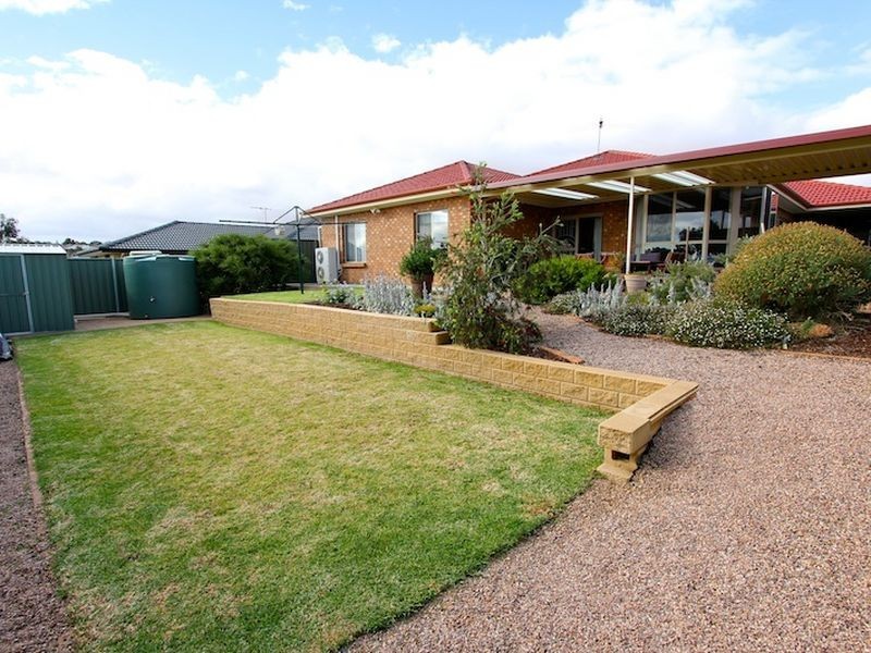 4 Petrel Court, Hewett SA 5118