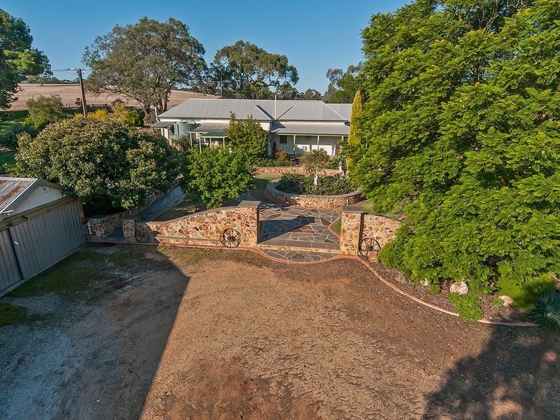 975 Barossa Valley Way, Sandy Creek SA 5350