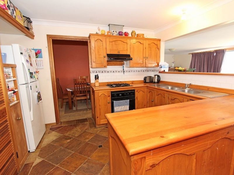 6 Darrell Street, Evanston Park SA 5116