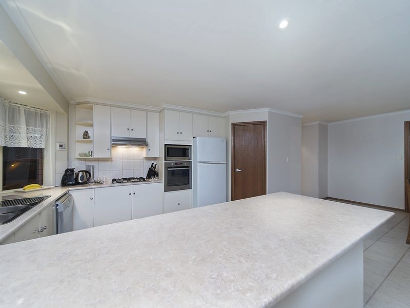 10 Smart Court, Evanston Park SA 5116