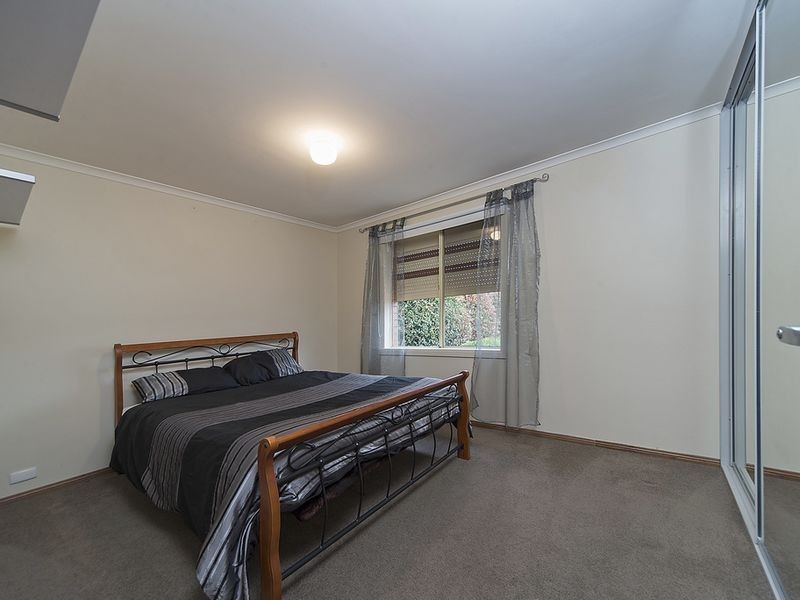 10 Smart Court, Evanston Park SA 5116