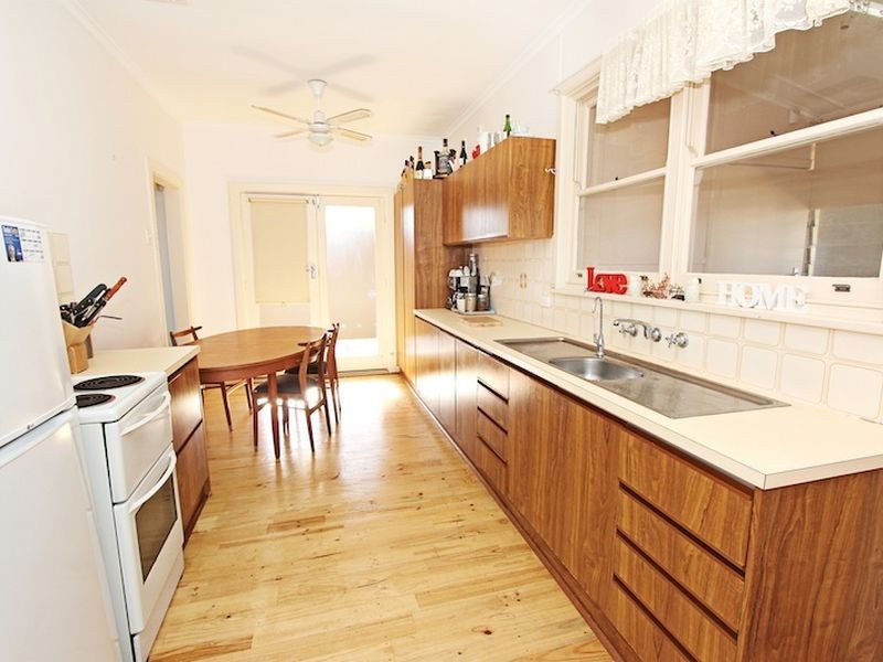 2 Sambell Court, Evanston Park SA 5116