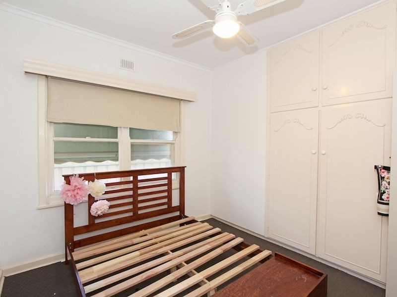 2 Sambell Court, Evanston Park SA 5116