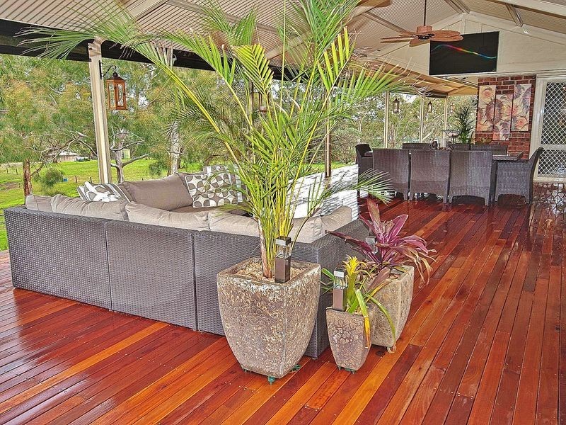 7 Whispering Wall Road, Williamstown SA 5351